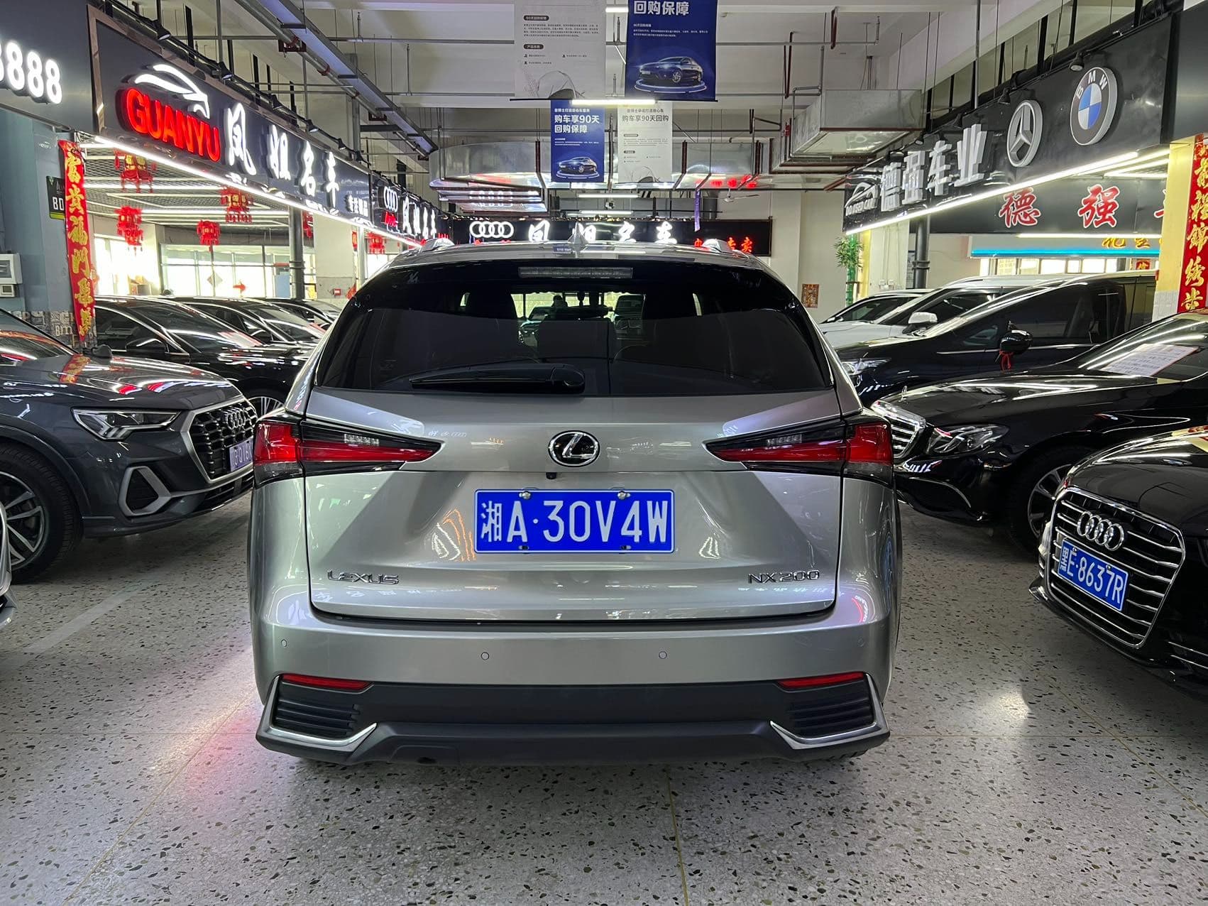 Lexus NX200 2020 — миниатюра 2
