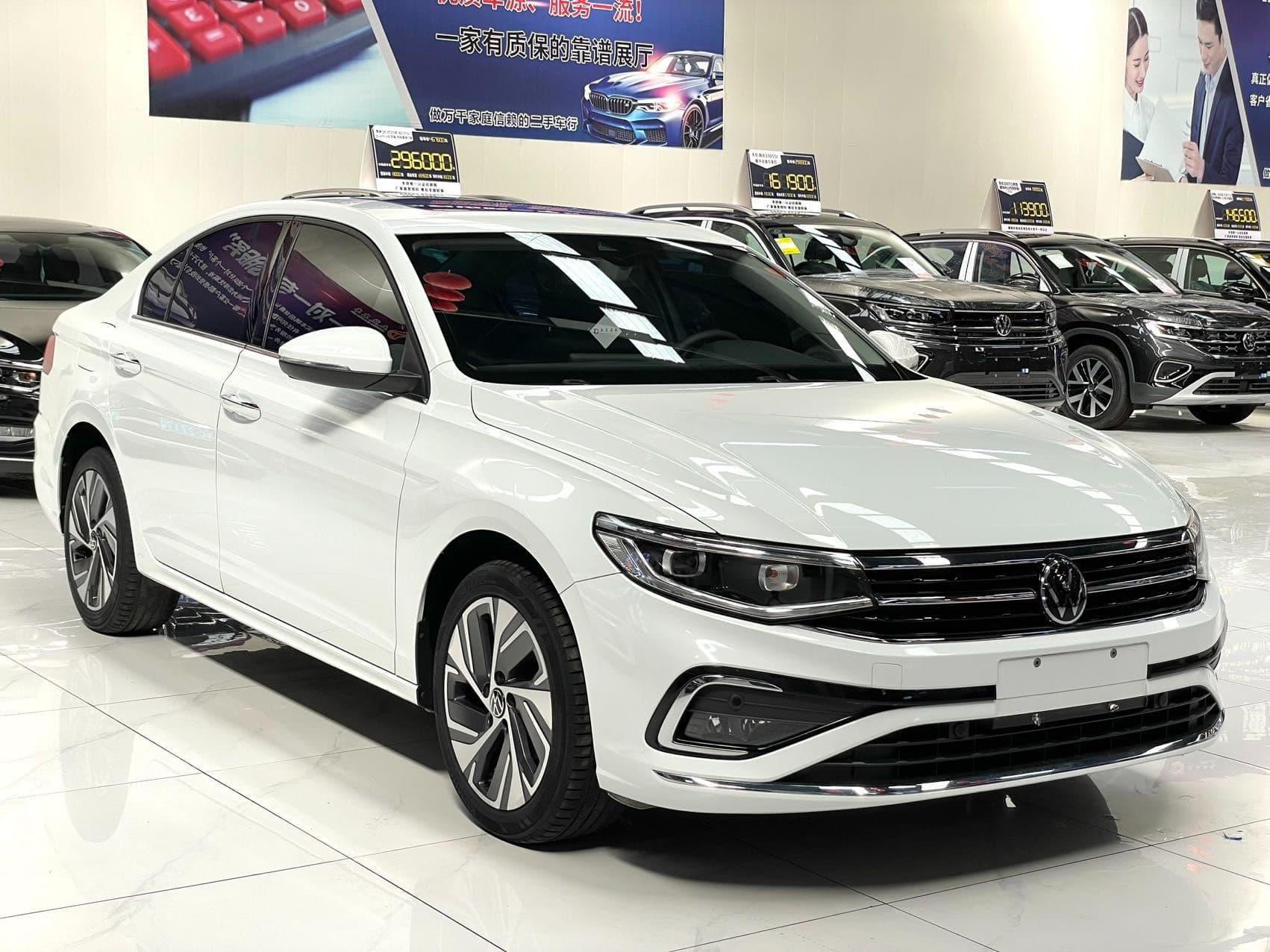 Volkswagen Bora 2023 — миниатюра 6